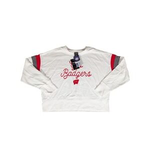 Wisconsin Badgers Sweatshirt Captivating Gray Red White Pullover College Medium‎